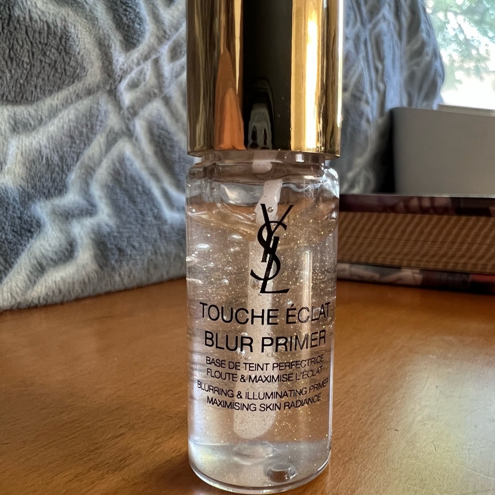 Yves Saint Laurent Touché Eclat Blur Primer Sample